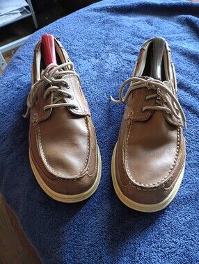 Dockers Men's Brown Leather Boat Shoes with Tan Sole